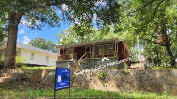 featured image of 1329 Sunnyside St #1