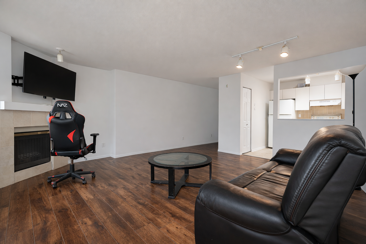 10668 138 Street308 #308 - Photo 4 of 16
