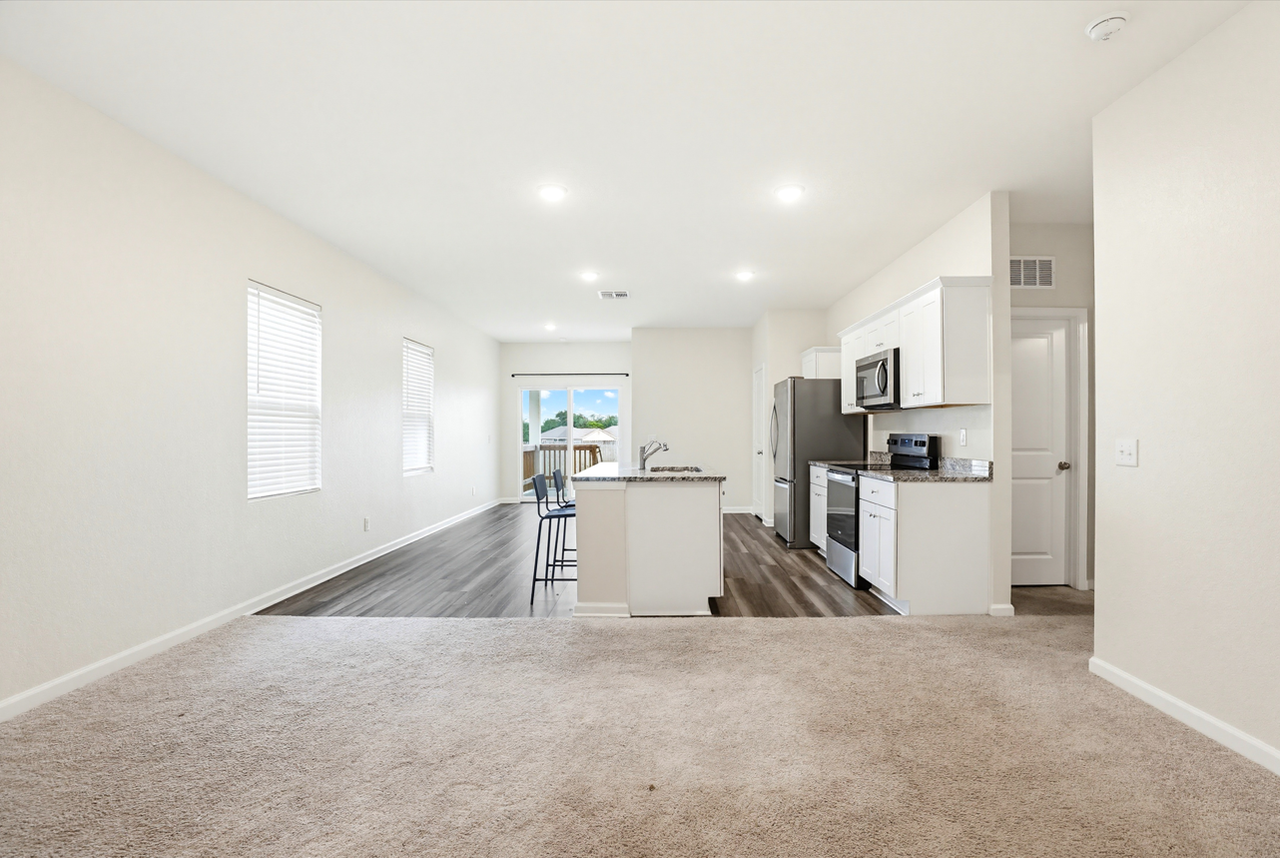 5622 Rowan Rdg #1 - Photo 4 of 19
