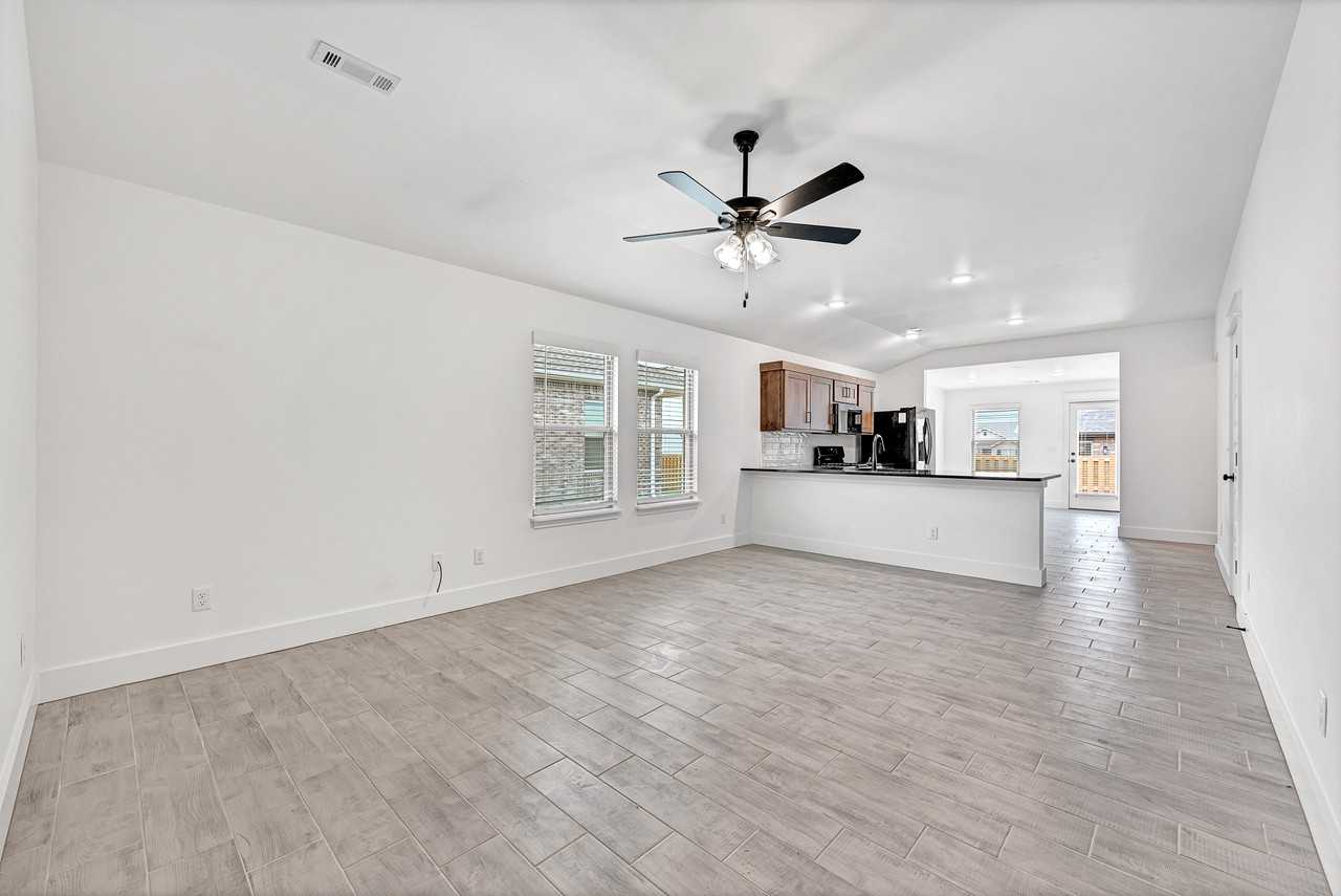 Bluebonnet Ln #1 - Photo 4 of 23