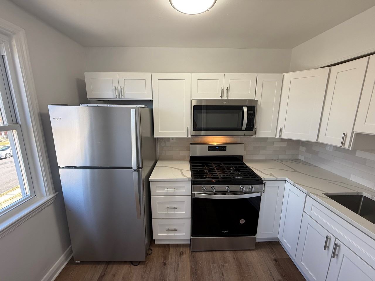 5618 Midwood Ave #1 - Photo 3 of 22