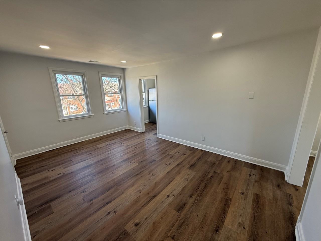 5618 Midwood Ave #1 - Photo 5 of 22