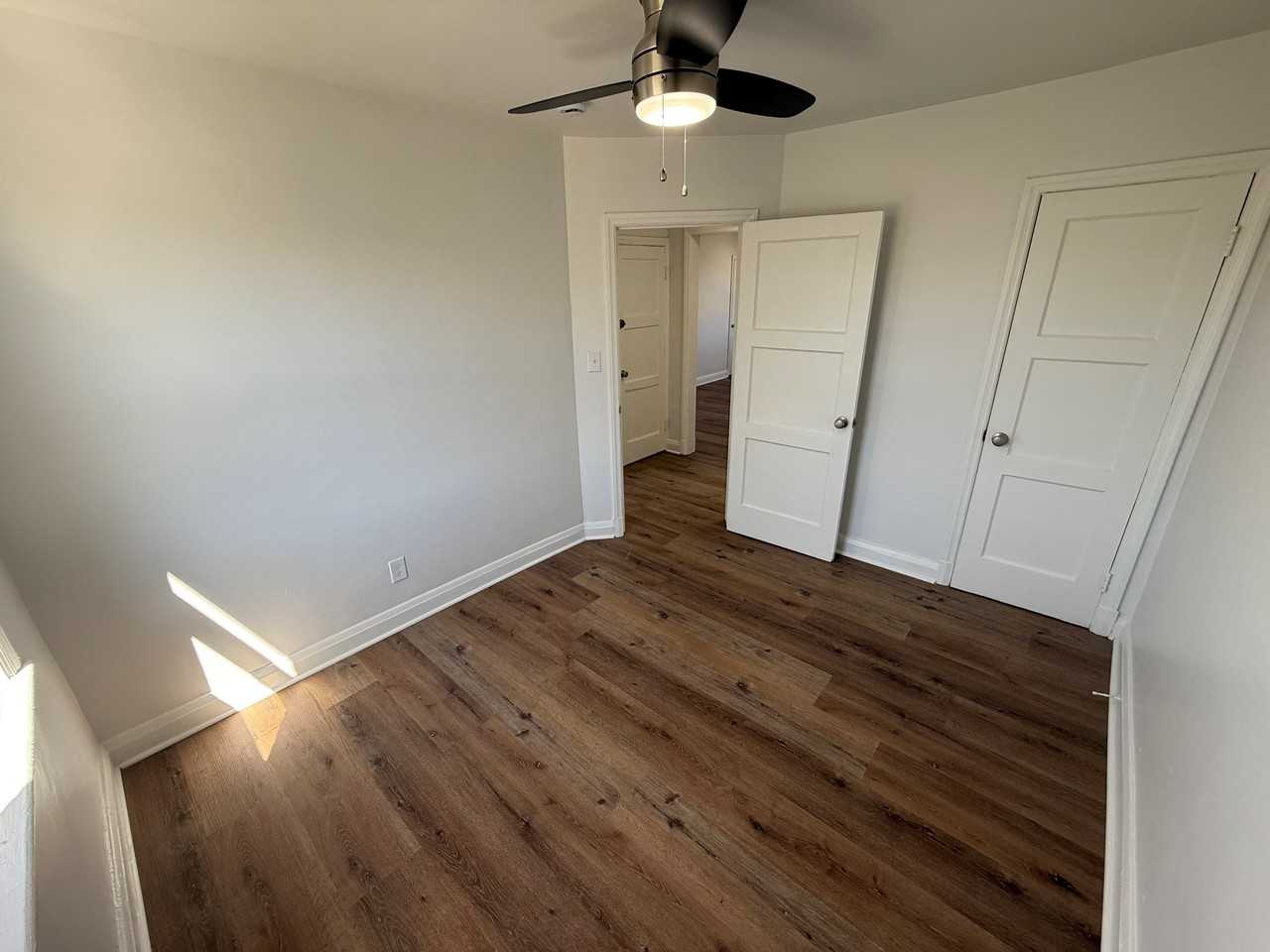 5618 Midwood Ave #1 - Photo 6 of 22