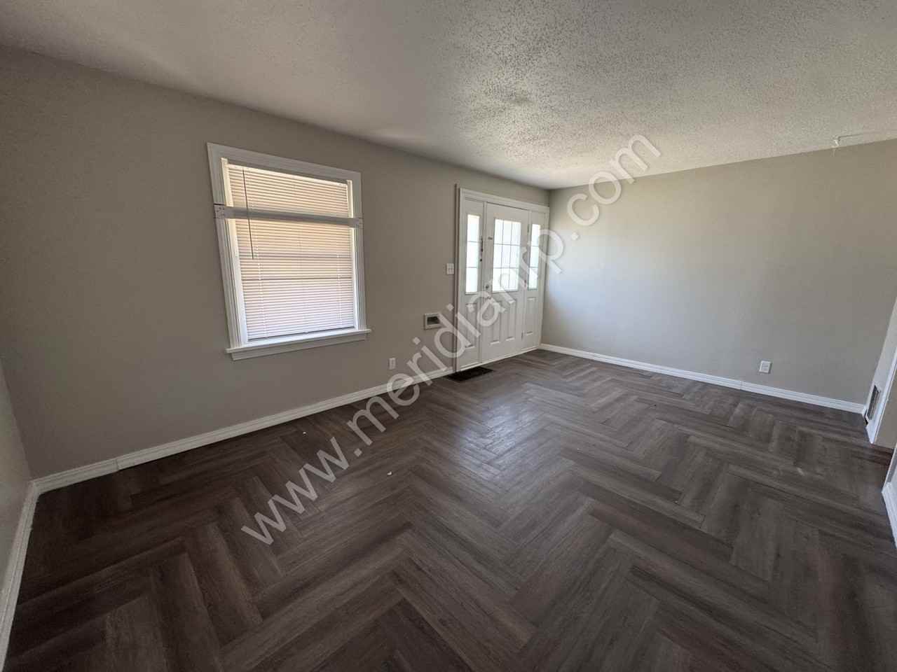 4129 Bowser Ave #1 - Photo 3 of 9