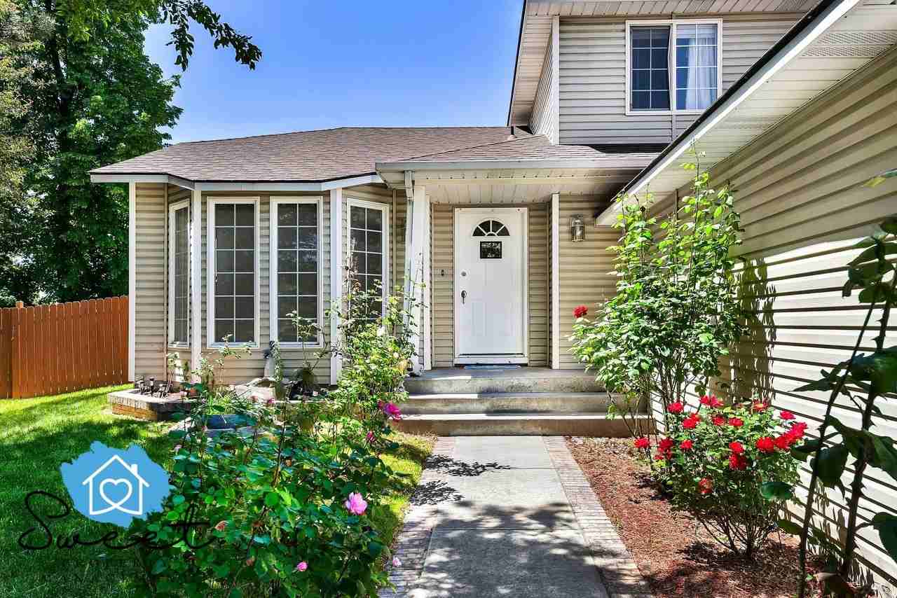 5499 S Yarrow Pl #1 - Photo 3 of 50