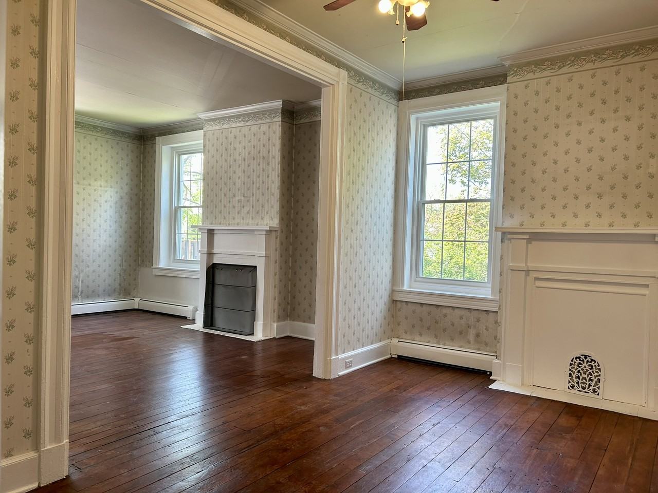 21 Gay St #A - Photo 5 of 10