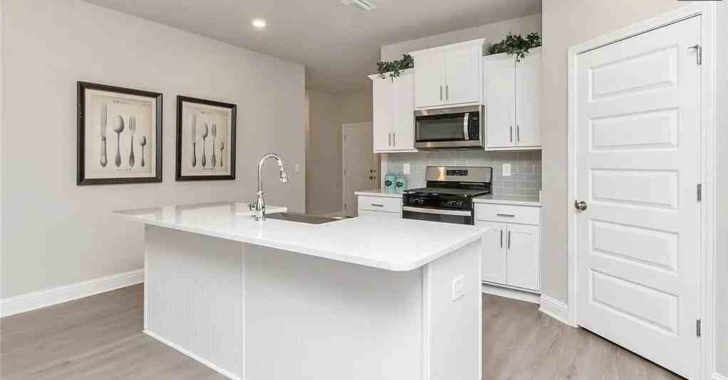 10530 Relic Rd S #1 - Photo 4 of 27