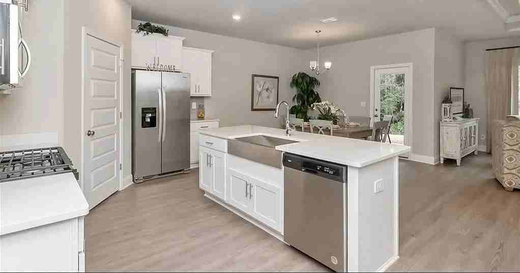 10530 Relic Rd S #1 - Photo 5 of 27