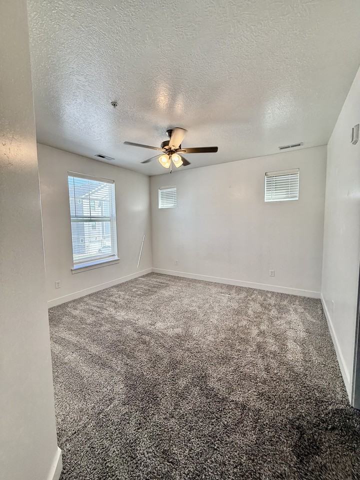 1809 W Terra Vista Ln #1 - Photo 5 of 28