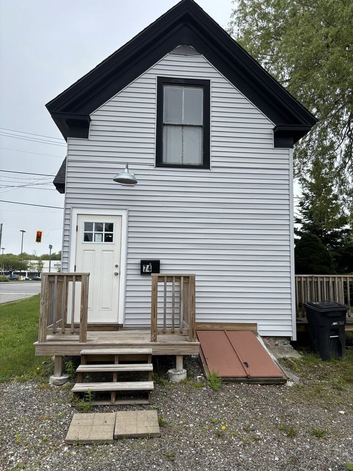 74 Maverick St #1 - Photo 2 of 20