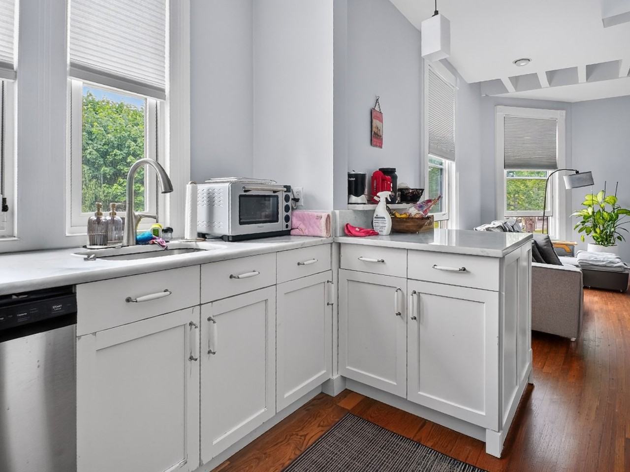 477 Prospect Street - Photo 6 of 8