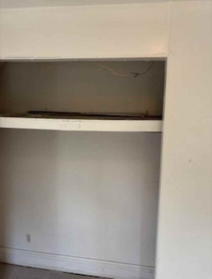 1515 1/2 Franklin St - Photo 2 of 11