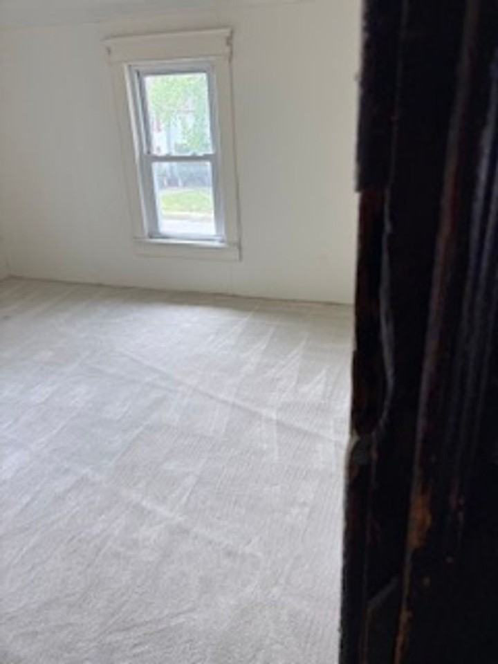 1515 1/2 Franklin St - Photo 4 of 11