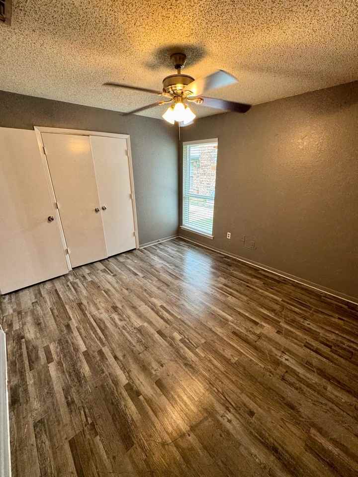 4009 Evergreen St #4009 - Photo 5 of 10