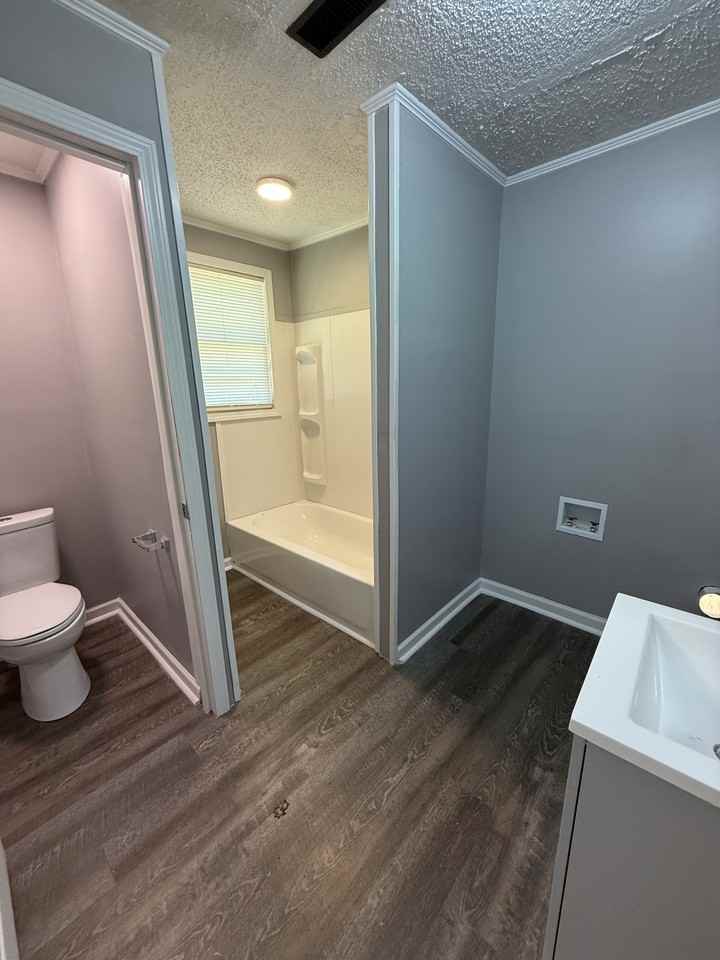 2128 Mayfield Ave Sw #1 - Photo 7 of 7
