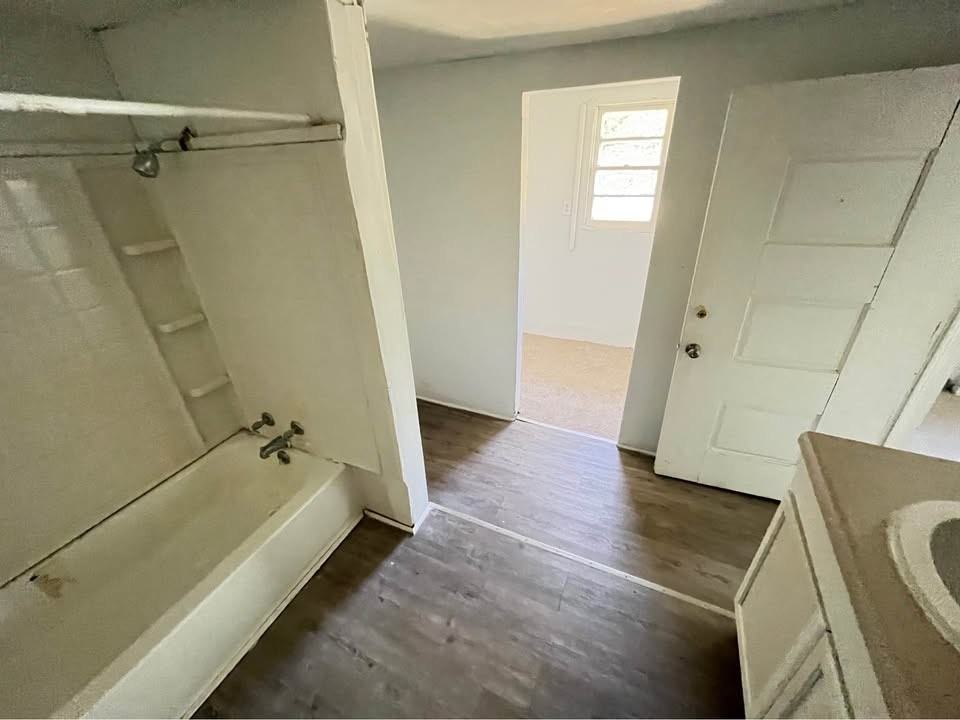 105 Thrush St #105 - Photo 2 of 20
