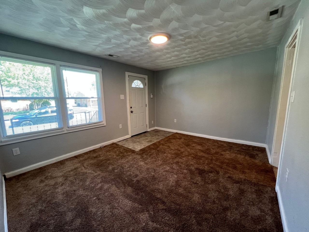 49 Carver Circle49 #49 - Photo 2 of 22