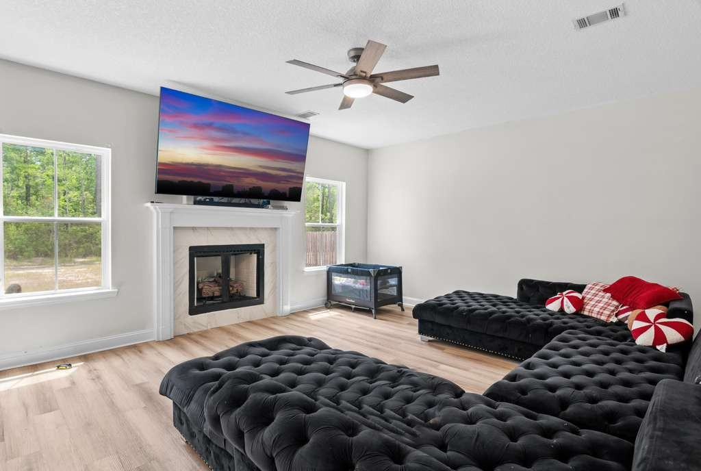 197 Marron Way #1 - Photo 4 of 21