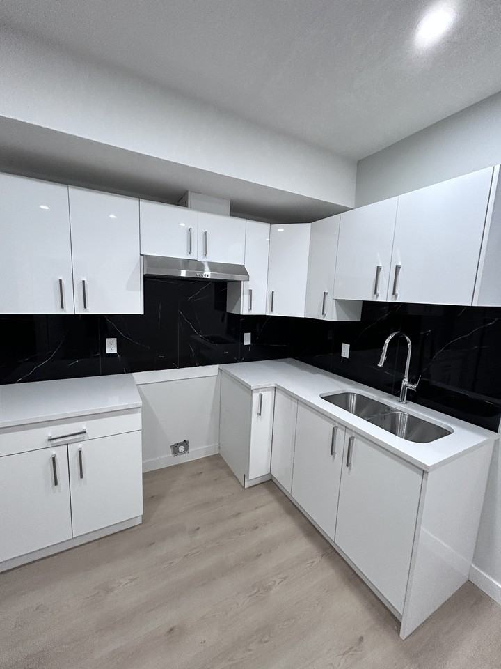 5146 Kinney Way Sw Bsmt #BS - Photo 5 of 10