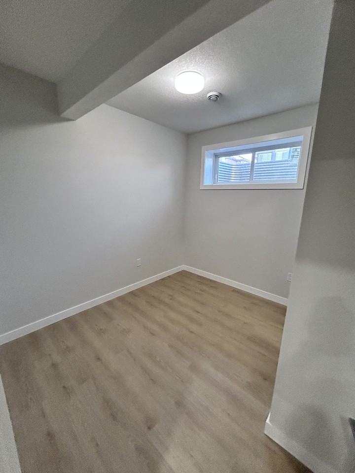 5146 Kinney Way Sw Bsmt #BS - Photo 6 of 10