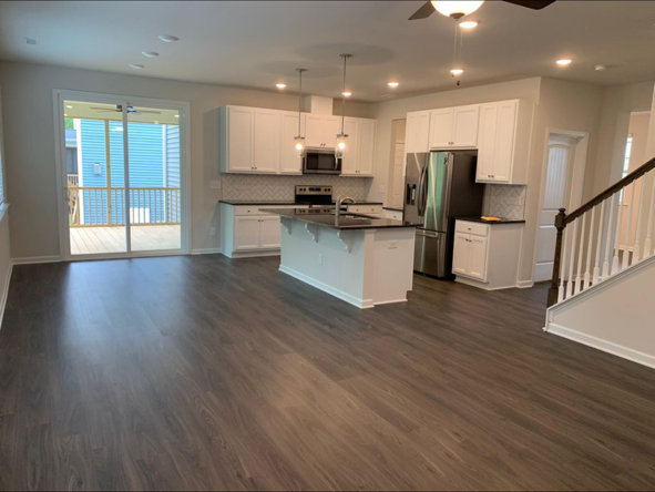 135 Rossell Park Cir #1 - Photo 3 of 10