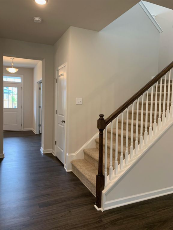 135 Rossell Park Cir #1 - Photo 4 of 10