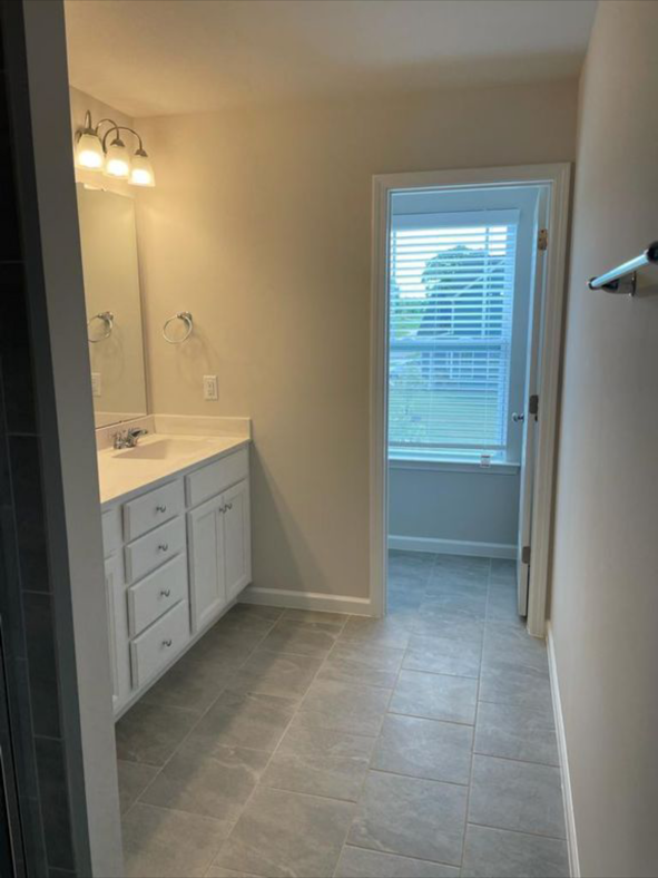 135 Rossell Park Cir #1 - Photo 7 of 10
