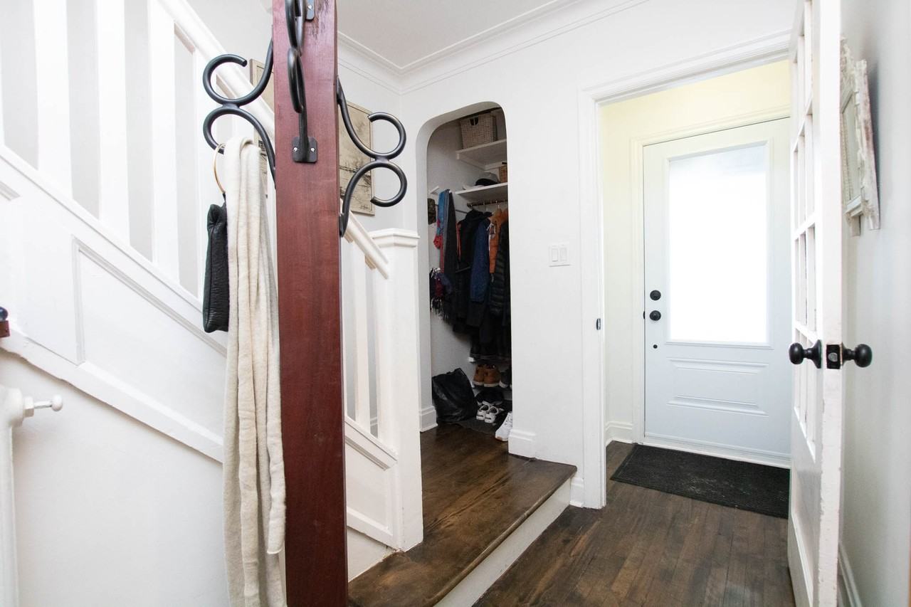 42 Glengarry Road - Photo 3 of 37