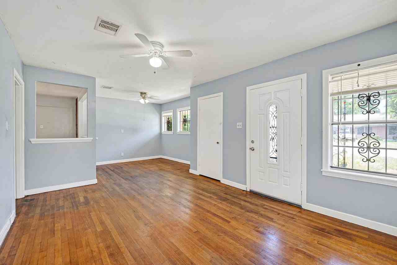 5934 Belmark St - Photo 3 of 16