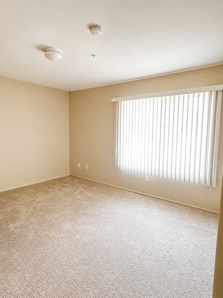 1008 Harbor Heights Dr #B - Photo 5 of 8