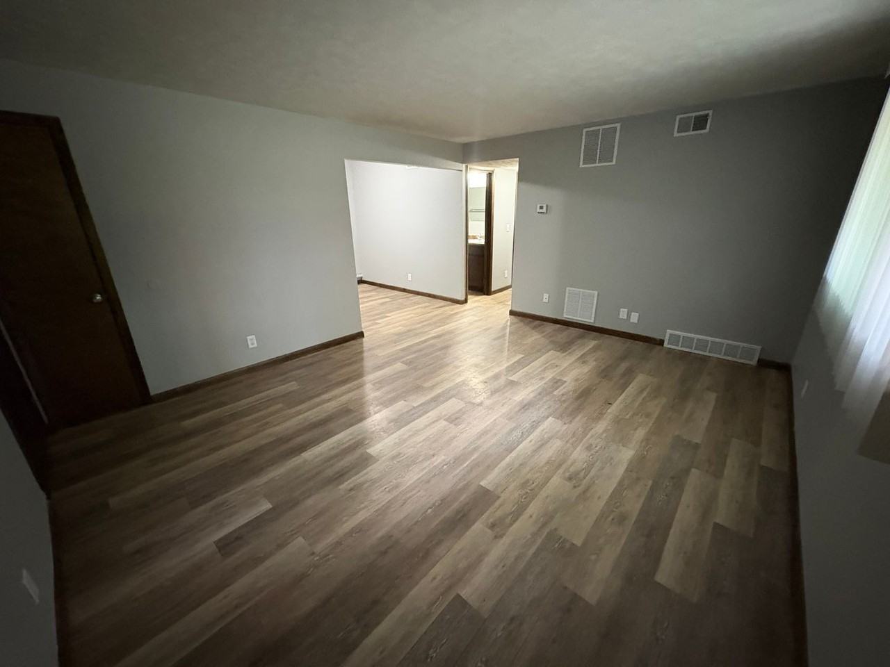 1527 S. 20th - Photo 2 of 27