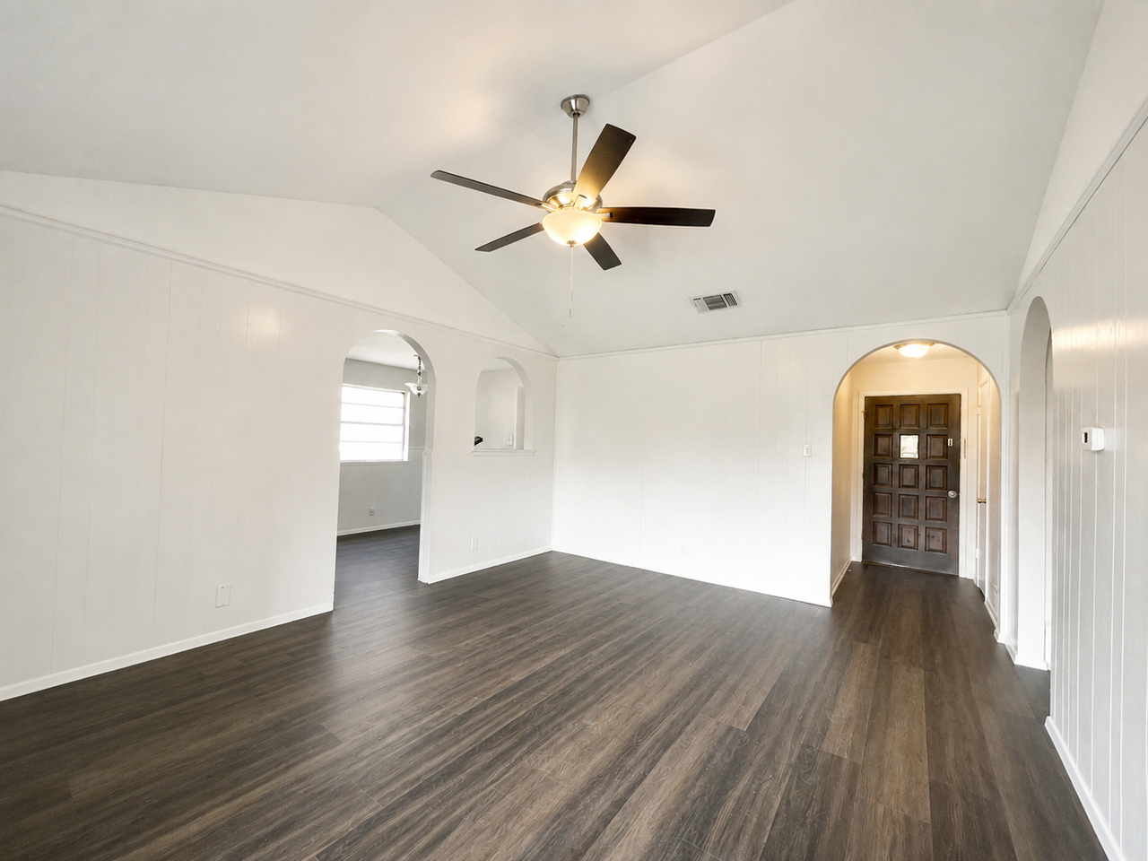 6617 Nola Dr - Photo 4 of 44