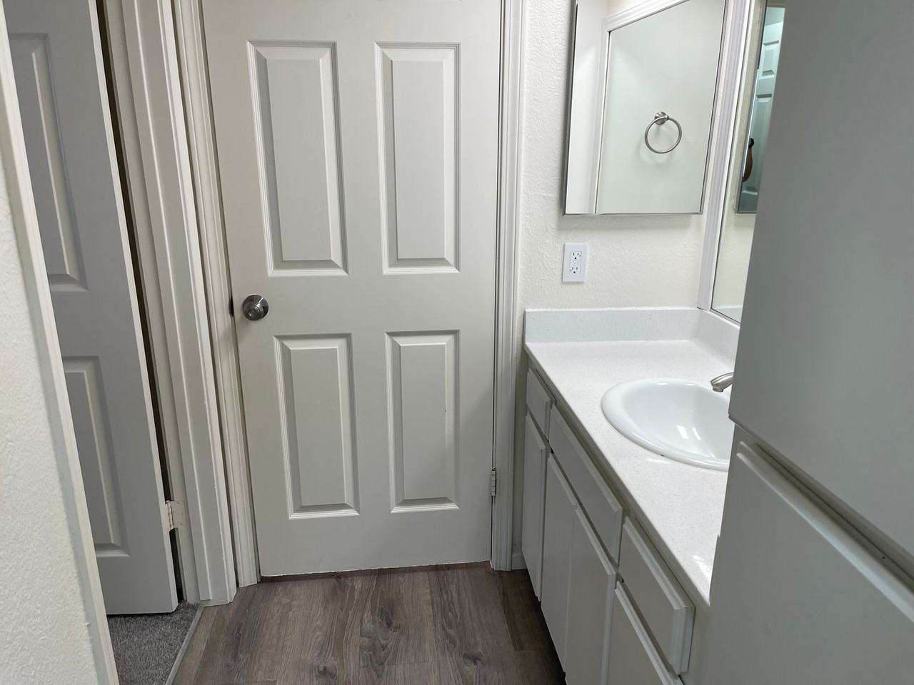 Horvath Apartments - Photo 7 of 14