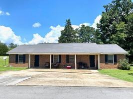 featured image of 240 Walenda Dr Nw