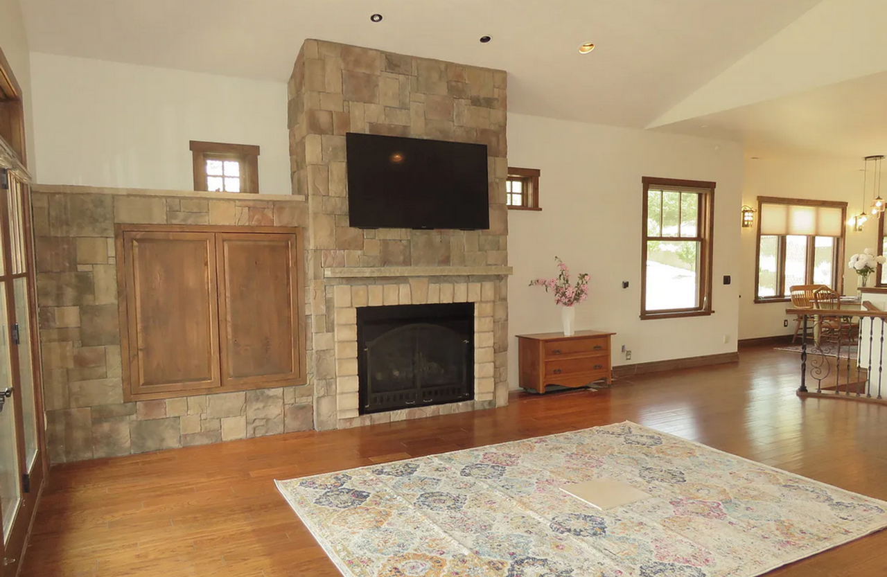410 Jenkins Ranch Rd - Photo 4 of 20