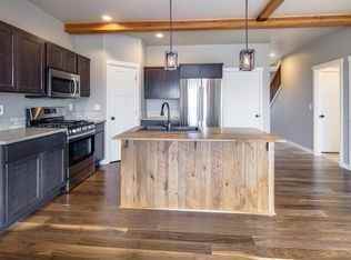 141 Nw 29th St - Photo 2 of 8