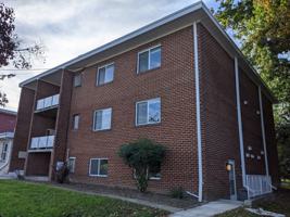 featured image of 114 S Parke St