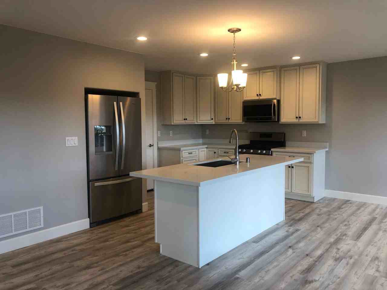 222 W Celtic Cir - Photo 3 of 48