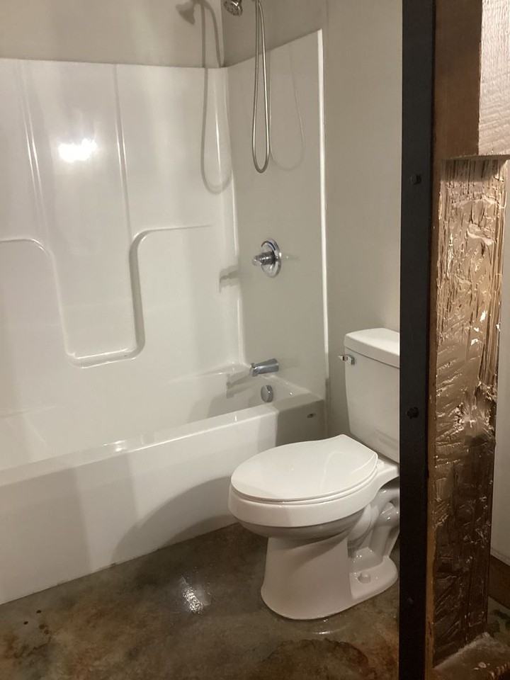 252 N Franklin St #216 - Photo 5 of 6