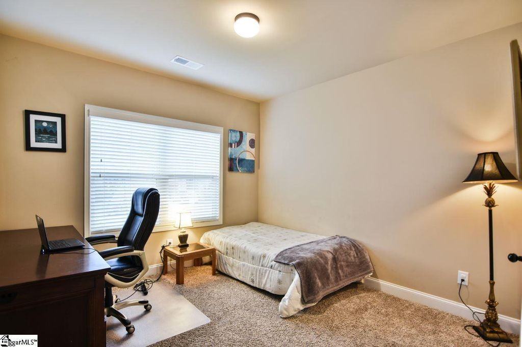 22 Ashby Grove Dr - Photo 4 of 22