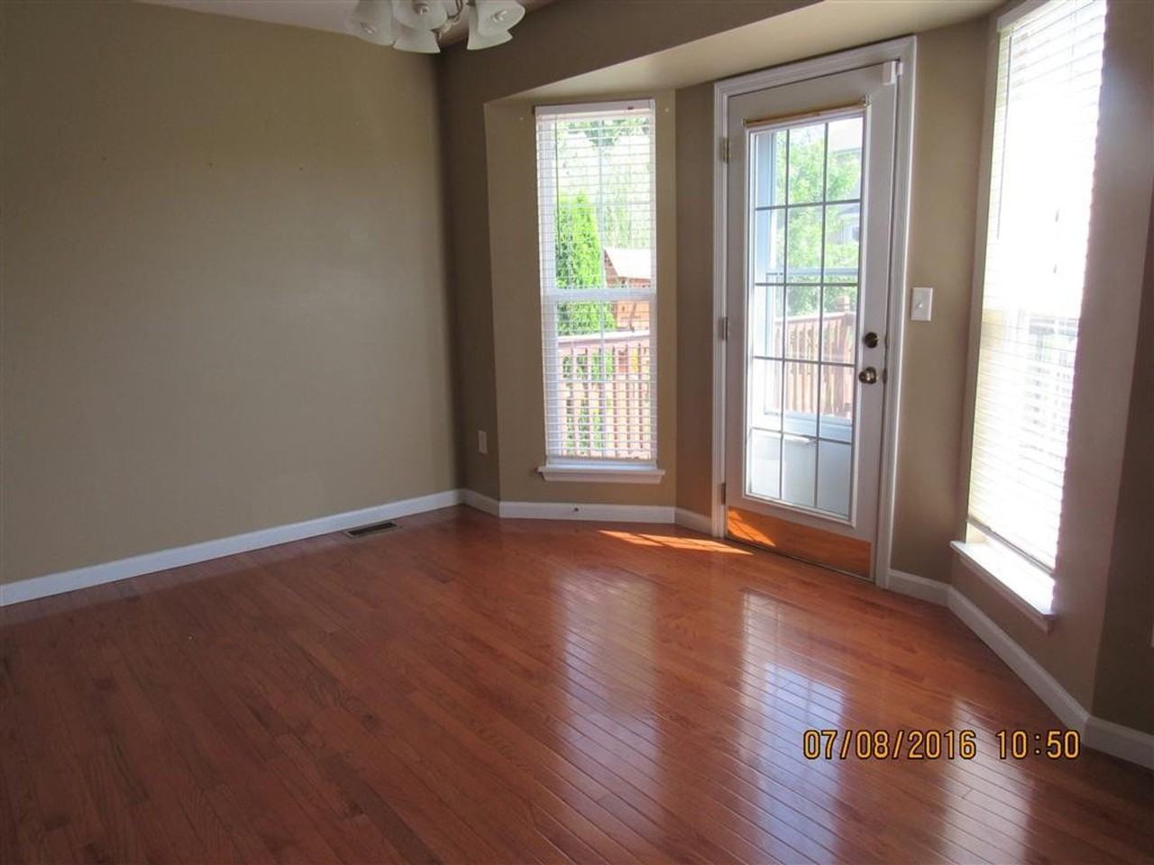 2829 Smokehouse Way - Photo 3 of 9