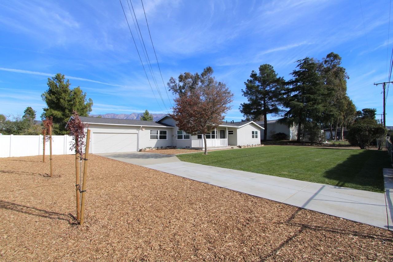 39670 Grand Ave - Photo 2 of 14