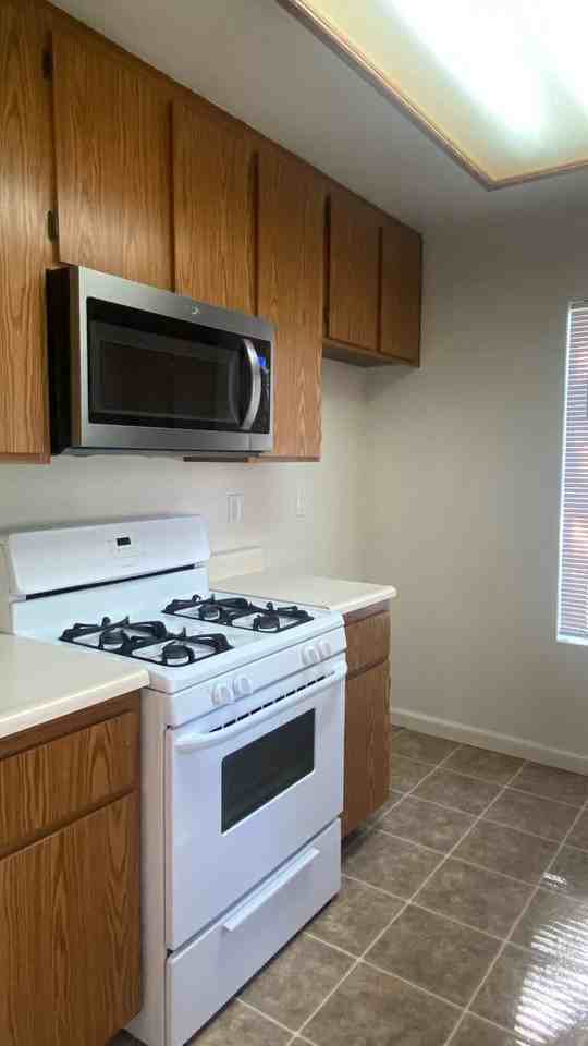 2554 Olive Dr #168 - Photo 6 of 21