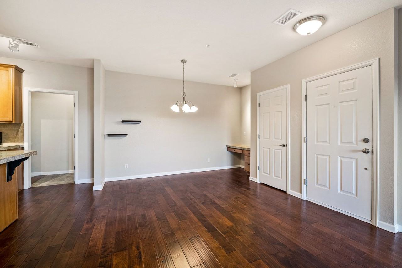 9359 Las Ramblas Ct #K - Photo 7 of 27