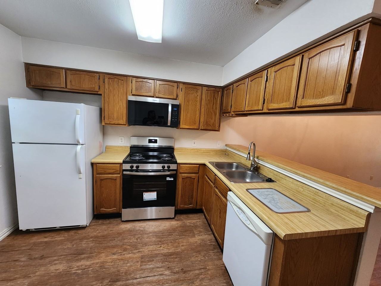 2925 Timothy Ln - Photo 6 of 19