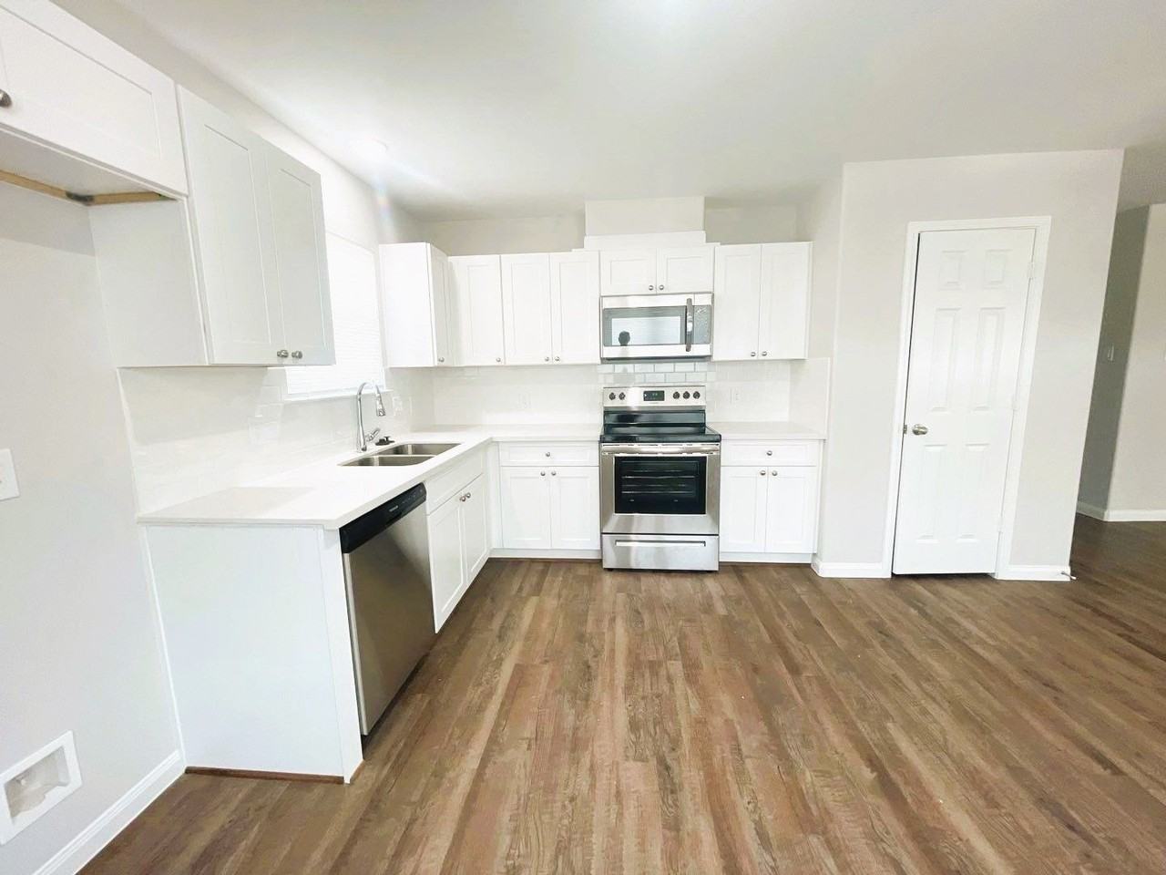 350 Road 5105 - Photo 3 of 20