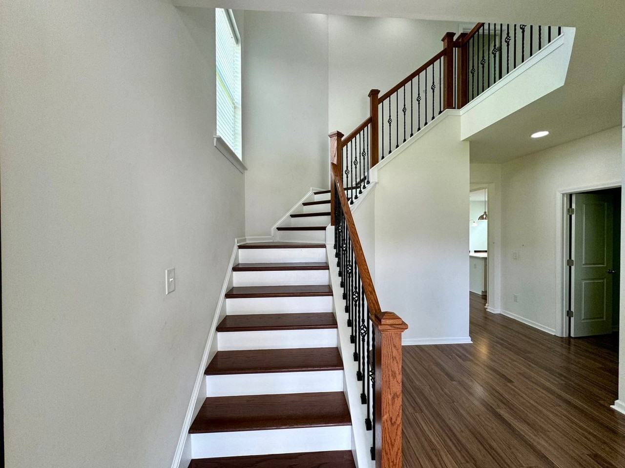 1508 Sanborll Landing Dr - Photo 3 of 18