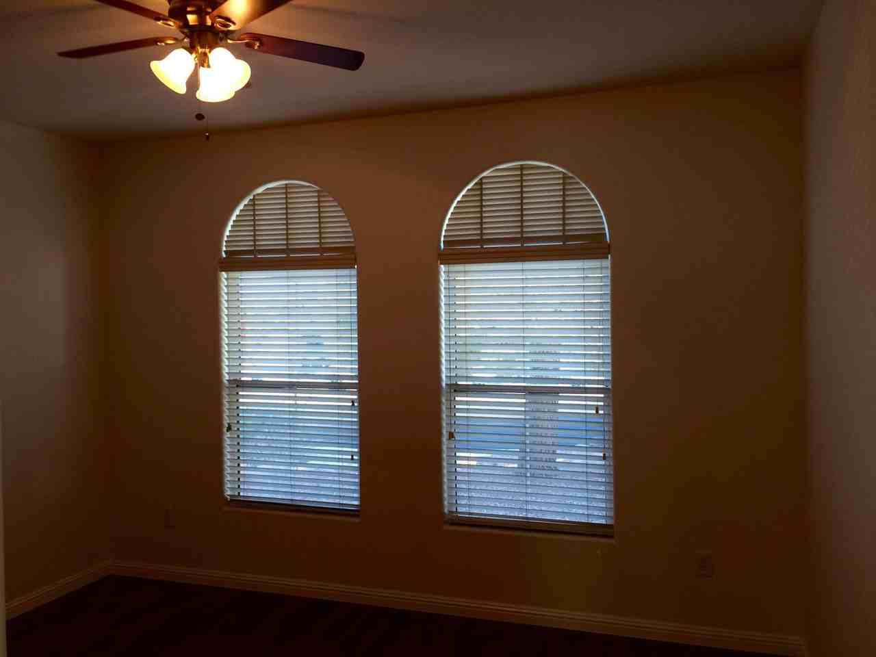 3047 Hickory Valley Rd - Photo 6 of 10