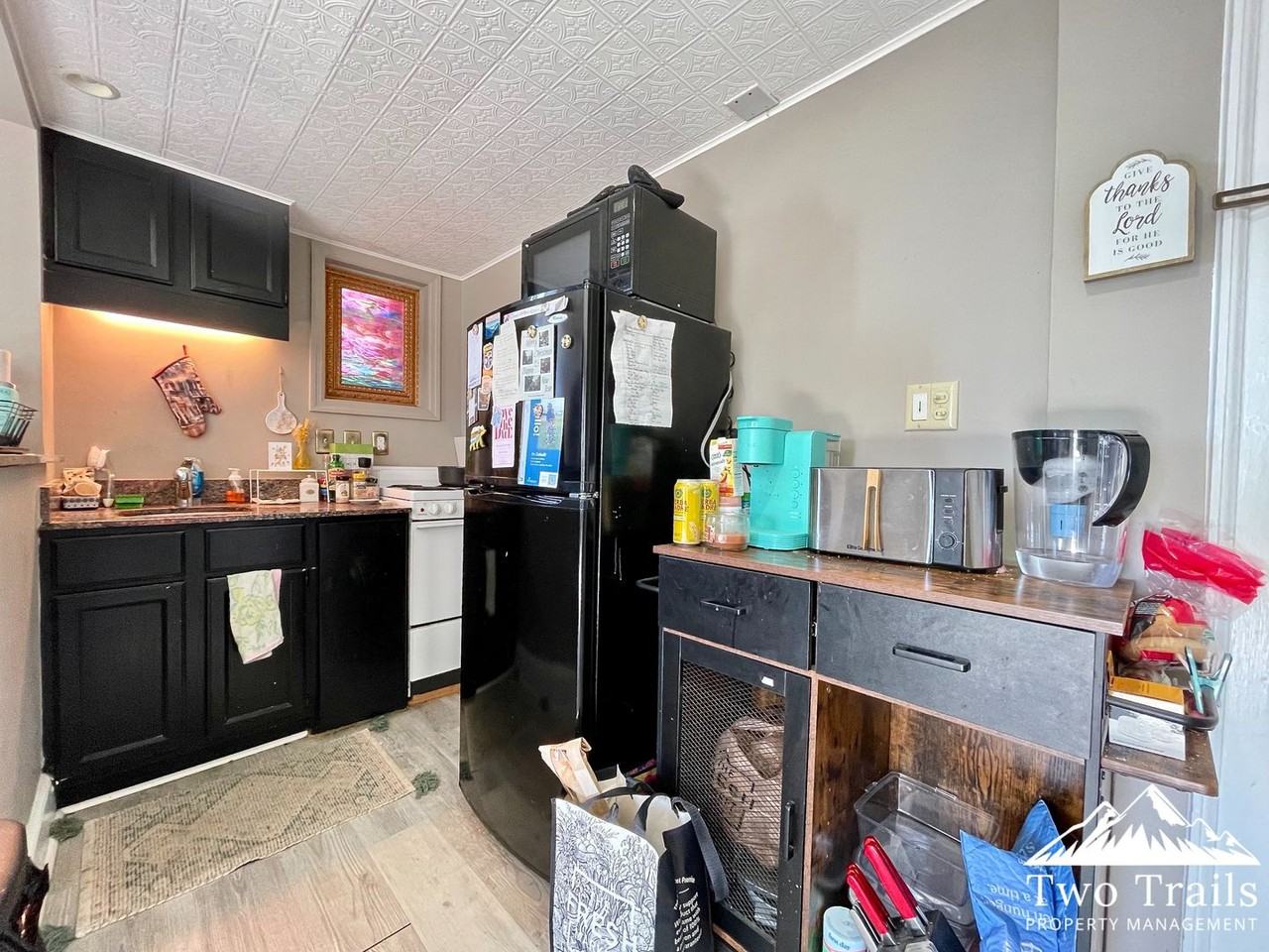 538 N Main St - Photo 7 of 10