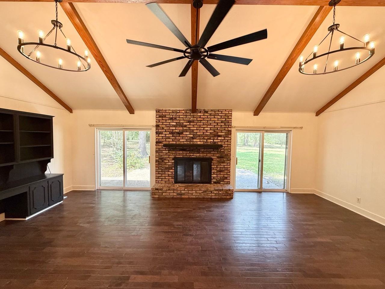 1406 Jeff Davis Dr - Photo 5 of 30